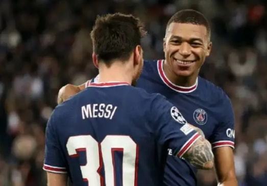 皇马本赛季西甲比赛已出现12张红牌，比其他球队至少多4张（皇马本季西甲已吃到12张红牌，较其他队至少多4张）