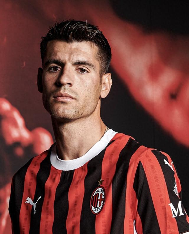 意媒：佛罗伦萨疑似内讧后损毁萨索洛更衣室，后者要求赔偿（意媒称佛罗伦萨疑内讧后破坏萨索洛更衣室，萨索洛索赔）