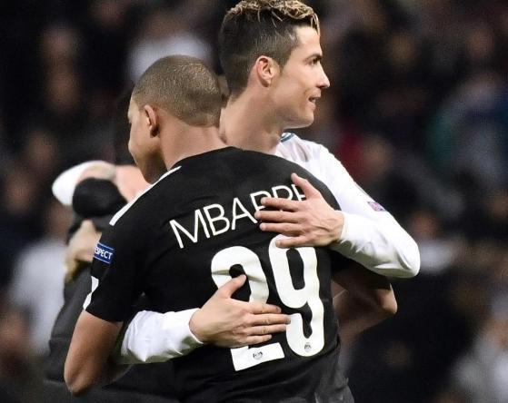 女子篮球联赛精彩进球回顾