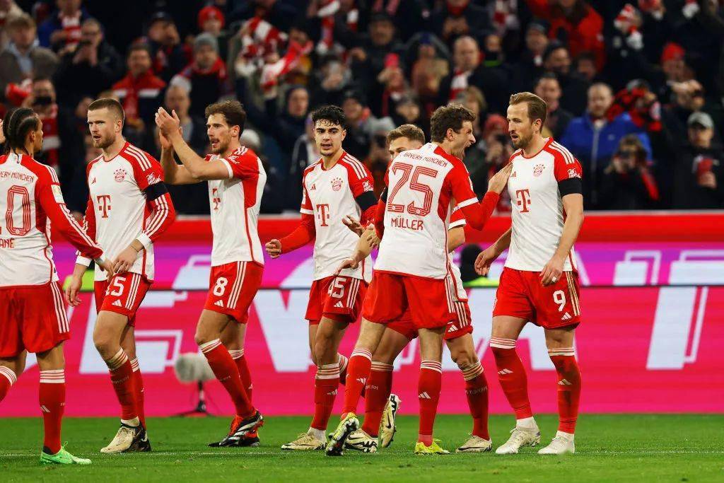 比萨vs拉齐奥 卡利亚里vs萨索洛